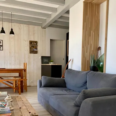 Maison Avec Terrasse Et Piscine Privee Proche - Fr-1-336-139